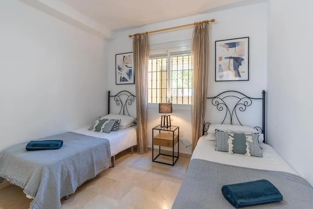 Ar12 Puerto Alto Apartment Estepona 0*,